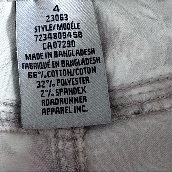 SUKO JEANS Floral Pull on Shorts Size 4 - Picture 11 of 12